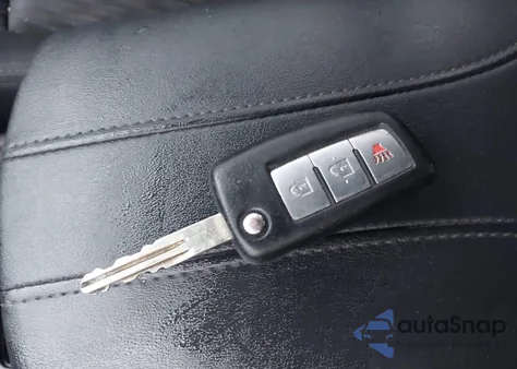 2018 Nissan Rogue S z USA, uszkodzony, nr VIN KNMAT2MV8JP572584